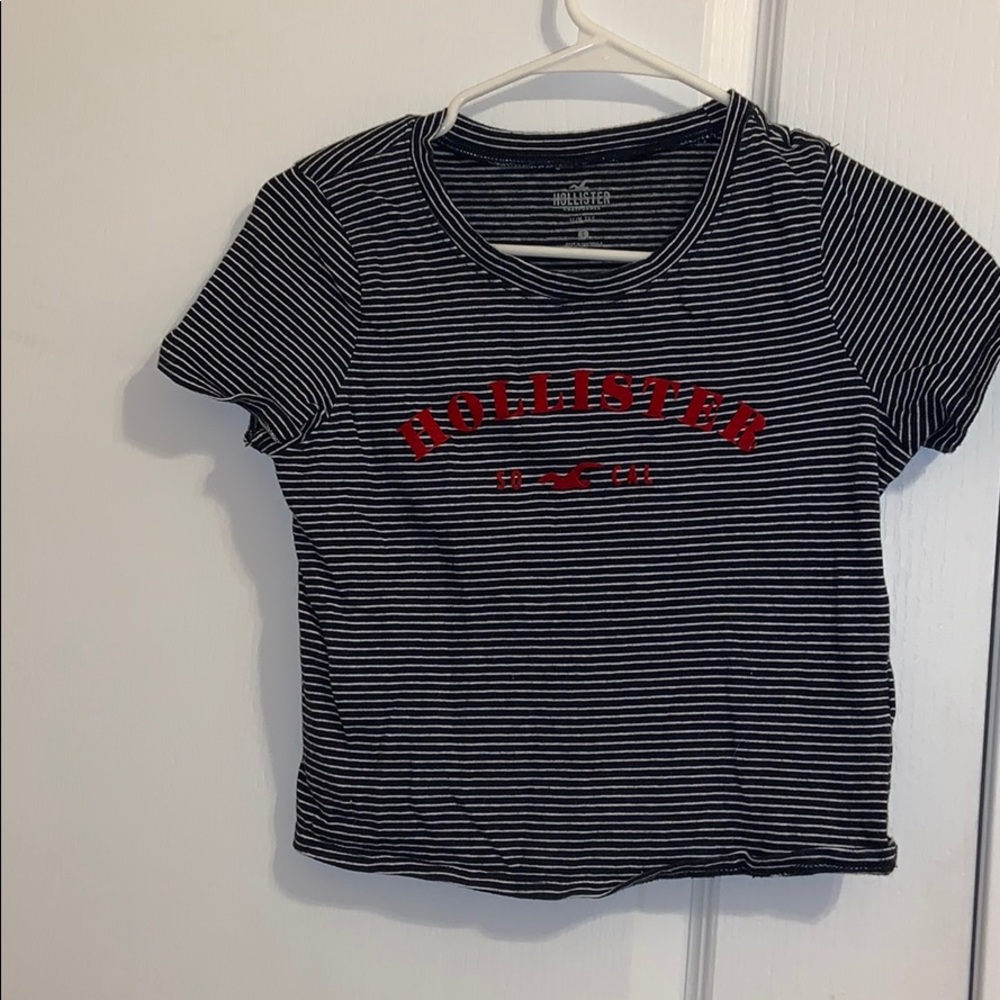 Hollister blue and white t shirt